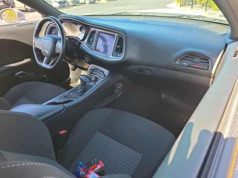 Used 2020 Dodge Challenger R/T Scat Pack RWD image 12