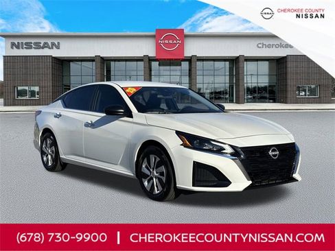 Certified 2025 Nissan Altima 2.5 S image 1