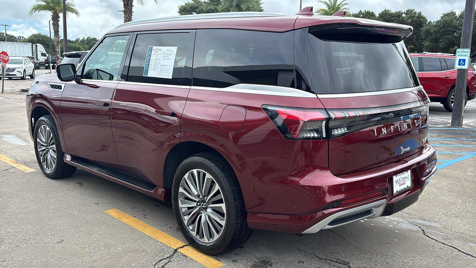 Used 2025 INFINITI QX80 Luxe RWD image 5