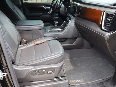 Used 2024 GMC Sierra 1500 Denali RWD image 17
