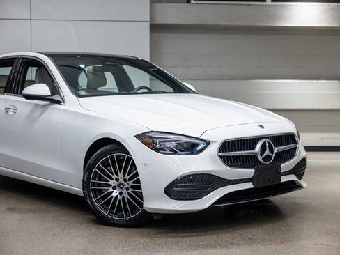 Used 2025 Mercedes-Benz C 300 4MATIC Sedan image 12