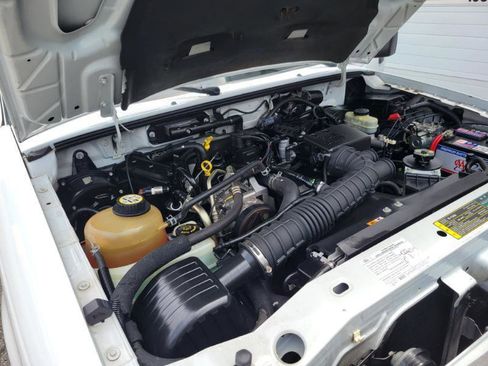 Used 2006 Ford Ranger XL RWD image 32