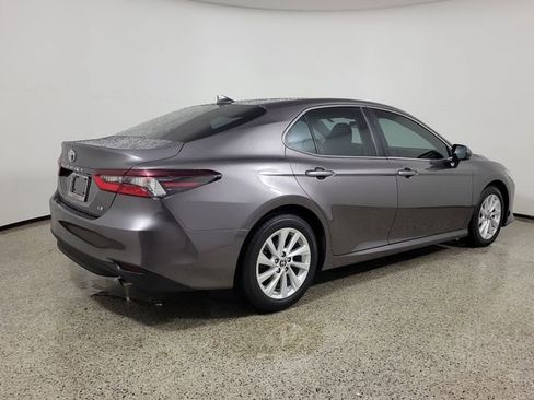 Used 2024 Toyota Camry LE FWD image 5