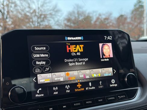 Certified 2023 Nissan Rogue SL w/ SL Premium Package image 24