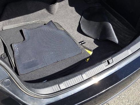 Used 2016 Toyota Avalon Limited w/ Toyota Safety Sense Package image 12