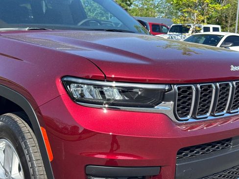 New 2026 Jeep Grand Cherokee L Laredo AWD/4WD image 10