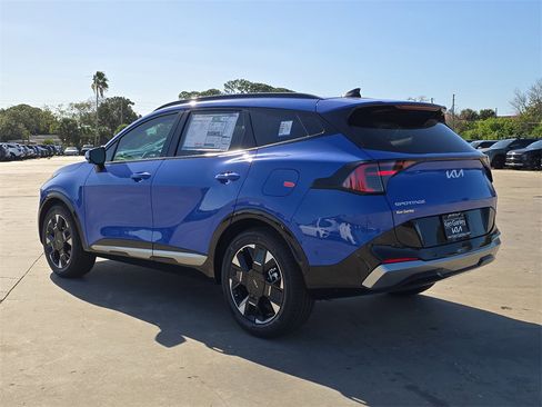 New 2026 Kia Sportage SX image 6