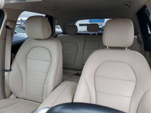 Used 2018 Mercedes-Benz GLC 300 image 25