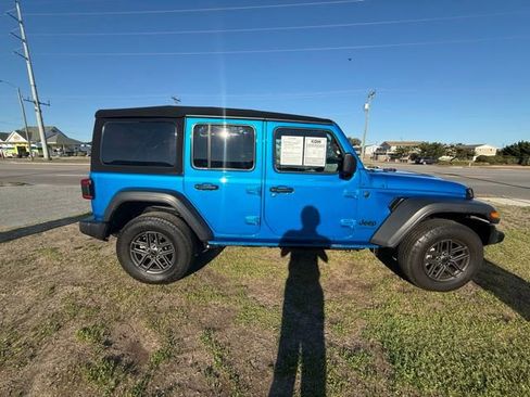 Certified 2024 Jeep Wrangler Unlimited Sport AWD/4WD image 8