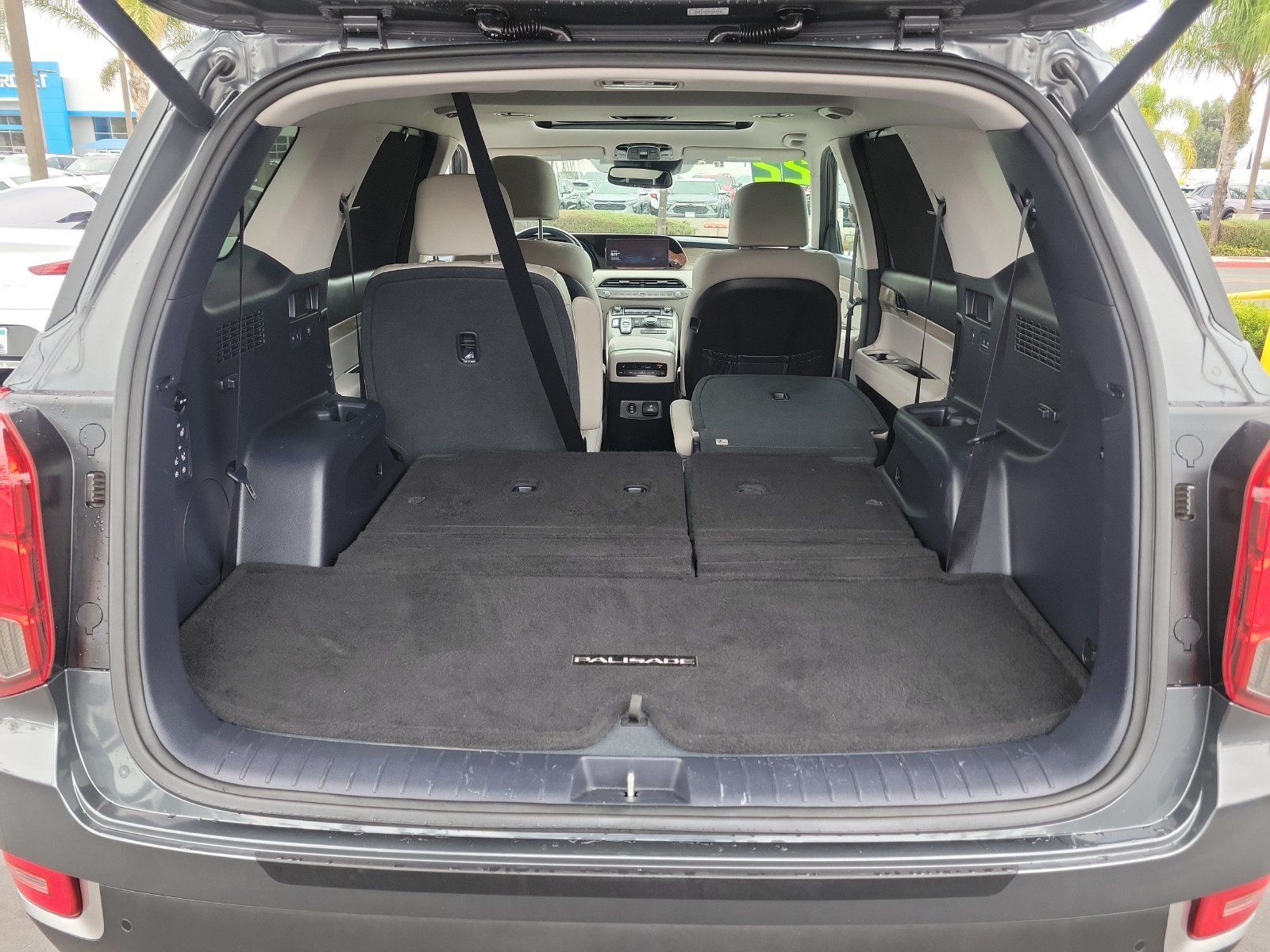 Used 2022 Hyundai Palisade SEL w/ Premium Package FWD image 27