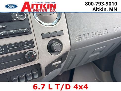 Used 2015 Ford F250 XLT w/ XLT Value Package image 14