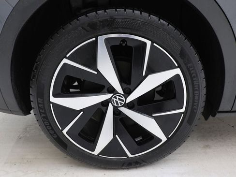 Used 2023 Volkswagen ID.4 Pro S image 10