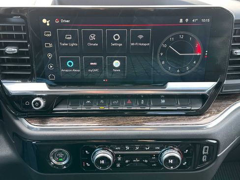 Used 2024 GMC Sierra 1500 Elevation image 25