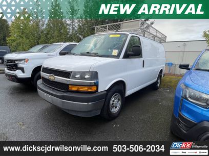 Used 2018 Chevrolet Express 3500 w/ Driver Convenience Package