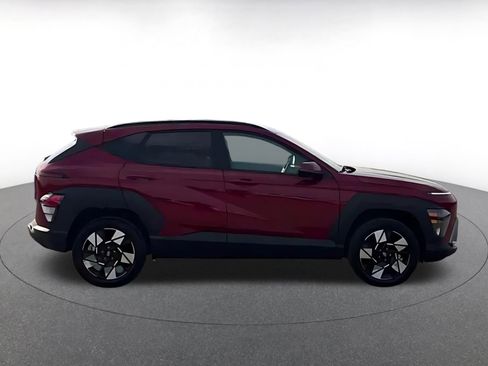 Used 2025 Hyundai Kona SEL image 4