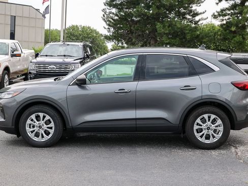 Used 2023 Ford Escape Active w/ Cold Weather Package FWD image 31