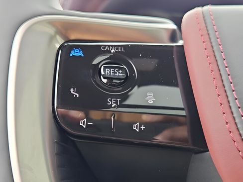 New 2026 INFINITI QX80 Autograph w/ Premium Cargo Package AWD/4WD image 18