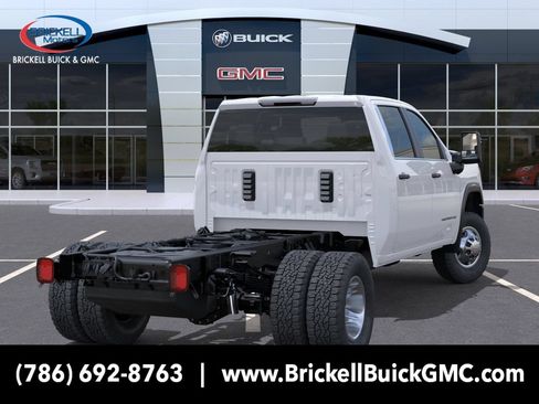 New 2026 GMC Sierra 3500 Pro w/ Convenience Package AWD/4WD image 4