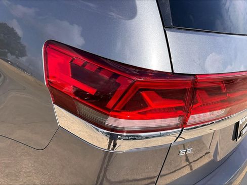 Used 2025 Volkswagen Atlas SE FWD image 25