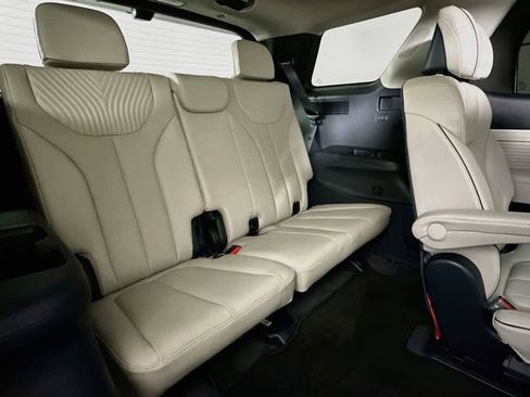 Used 2024 Hyundai Palisade Calligraphy FWD image 32