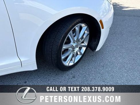 Used 2014 Lincoln MKZ w/ Equipment Group 102A Reserve FWD image 11