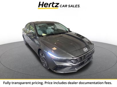 Used 2025 Hyundai Elantra Limited