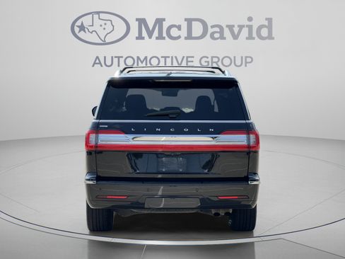 Used 2020 Lincoln Navigator L Reserve w/ Equipment Group 208A Reserve AWD/4WD image 6