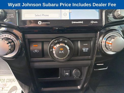 Used 2020 Toyota 4Runner TRD Off-Road Premium w/ Moonroof Package AWD/4WD image 28