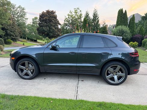 Used 2018 Porsche Macan S AWD/4WD image 9