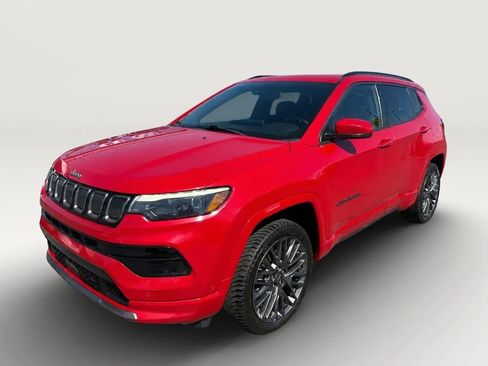 Used 2022 Jeep Compass Limited w/ (RED) Package AWD/4WD image 3