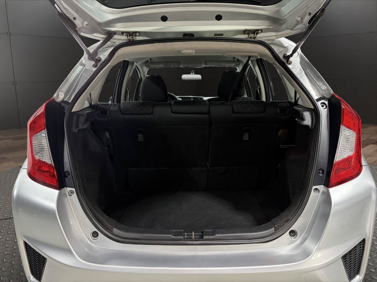 Used 2015 Honda Fit LX image 20