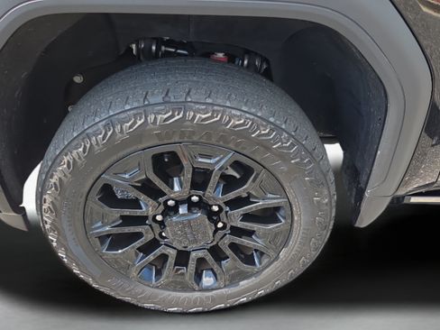 Certified 2024 GMC Sierra 2500 Denali w/ Denali Reserve Package AWD/4WD image 31