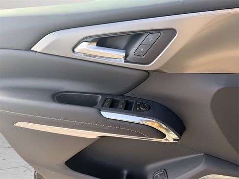 New 2026 Chevrolet Traverse LT w/ Enhanced Driving Package image 22