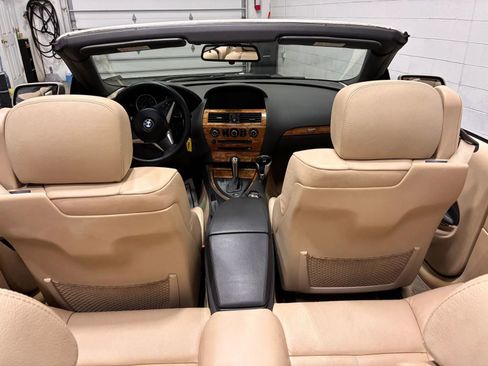Used 2005 BMW 645Ci Convertible RWD image 14