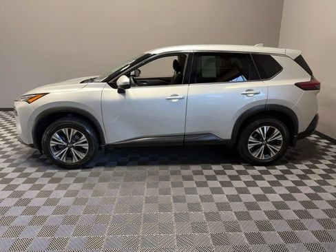 Used 2021 Nissan Rogue SV AWD/4WD image 6