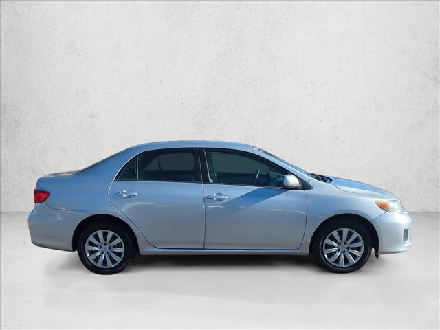 Used 2012 Toyota Corolla LE FWD image 4