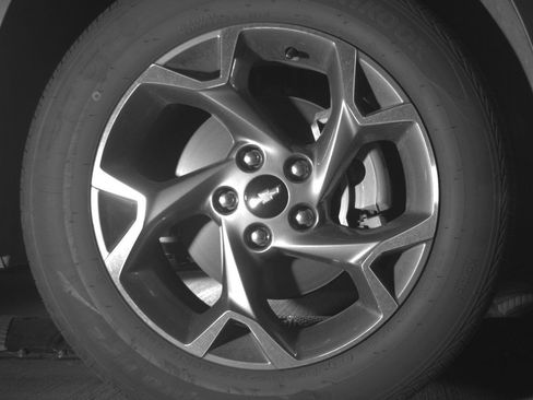 Used 2025 Chevrolet Trax LT w/ LT Convenience Package FWD image 13