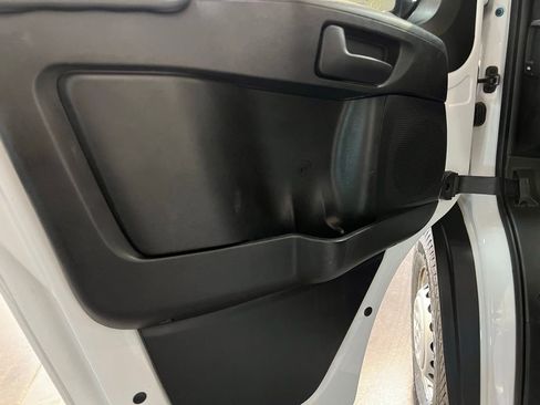 Used 2024 RAM ProMaster 2500 image 24