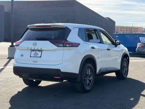 New 2026 Nissan Rogue S image 6