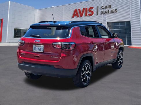 Used 2025 Jeep Compass Limited AWD/4WD image 6