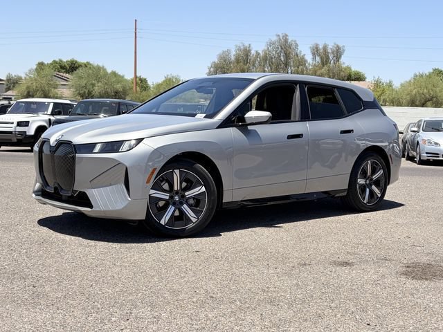 Used 2026 BMW iX xDrive45 AWD/4WD image 2