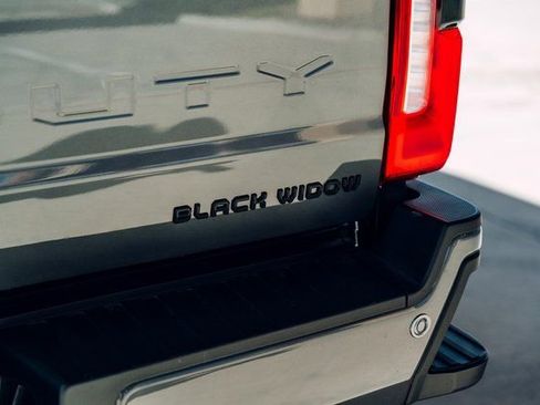 New 2026 Ford F250 Lariat w/ Black Appearance Package AWD/4WD image 14