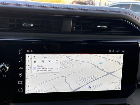 Certified 2024 GMC Sierra 1500 AT4 w/ Technology Package AWD/4WD image 27