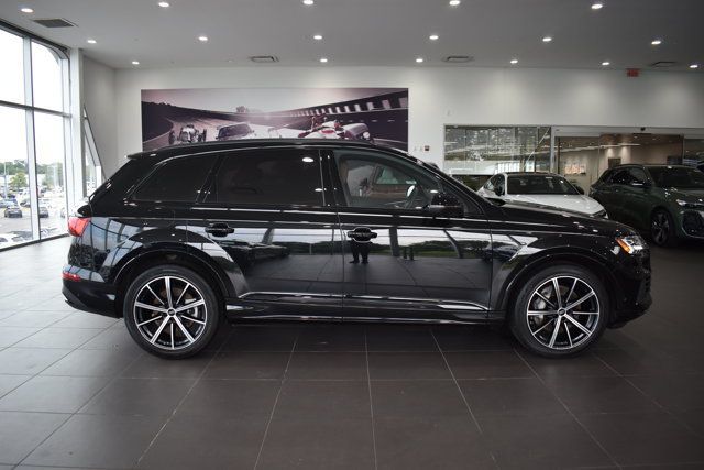 Used 2024 Audi Q7 3.0T Prestige w/ Prestige Package AWD/4WD image 8