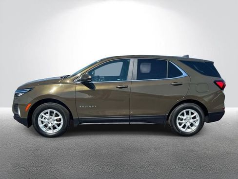 Used 2024 Chevrolet Equinox LT FWD image 3