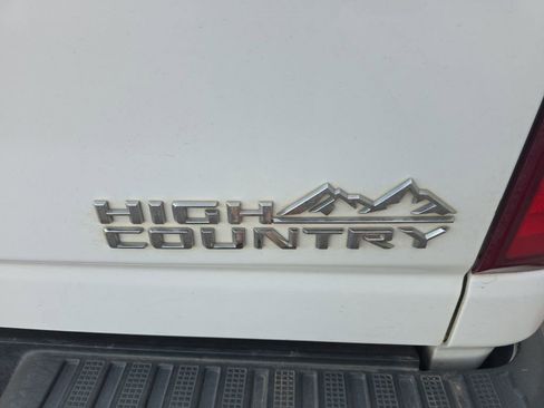 Used 2020 Chevrolet Silverado 2500 High Country w/ Z71 Off-Road Package image 7