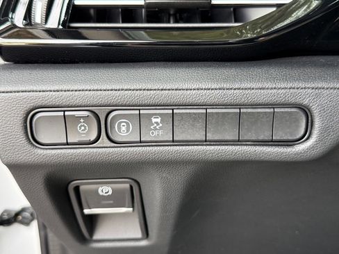 Used 2022 Acura MDX SH-AWD image 27