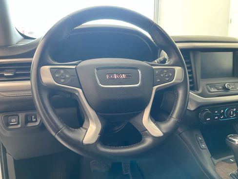Used 2017 GMC Acadia SLE AWD/4WD image 13