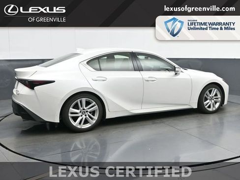 Used 2023 Lexus IS 300 w/ Comfort Package RWD image 8
