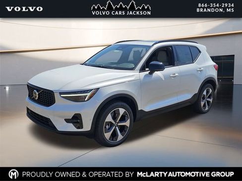 New 2026 Volvo XC40 B5 Plus w/ Protection Package Premier image 7